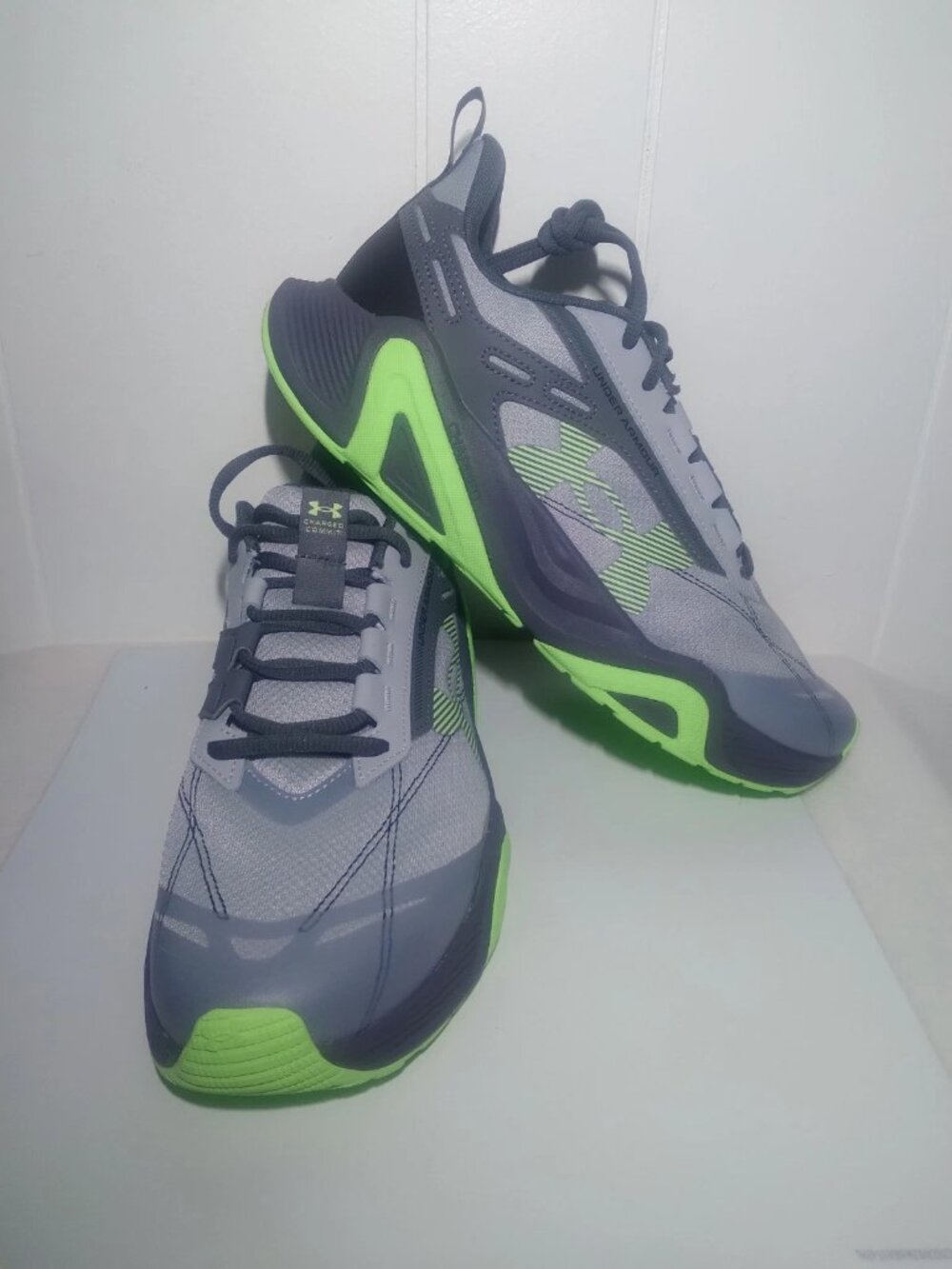 Under Armour UA Charged Commit TR 5 Shoes Mens Size 11.5 Grey Green 6007140-011